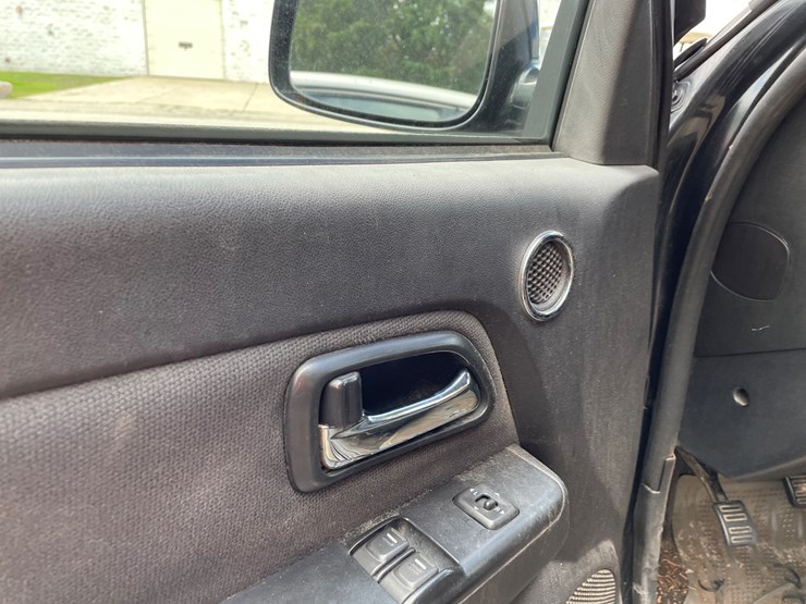 #8007-•-2009-chevy-colorado-lt-truck-(with-wi-title)-image-23