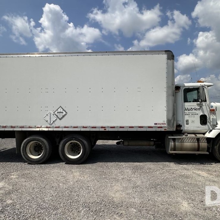 1996 INTERNATIONAL 9400