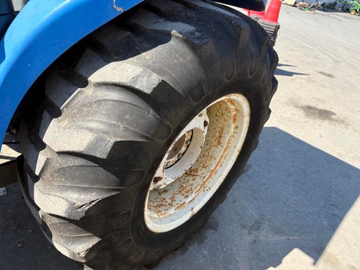new-holland-tc45d-image-17