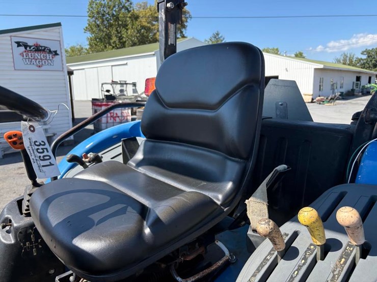 new-holland-tc45d-image-6