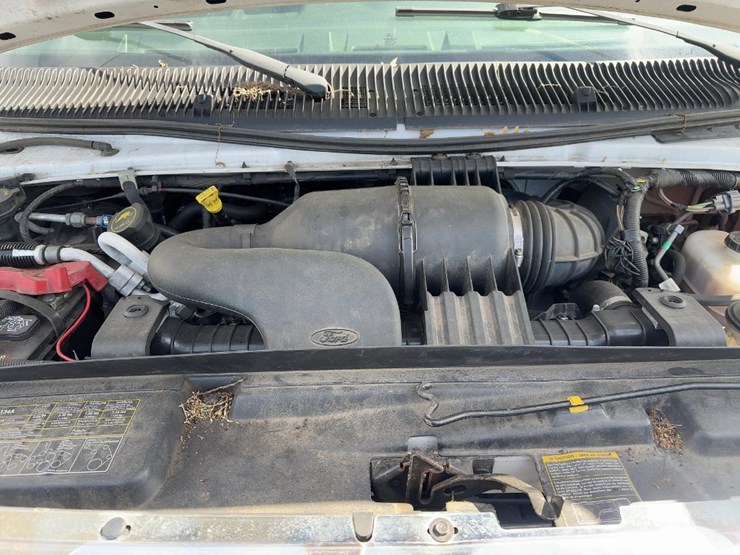 2017-ford-e450-image-12