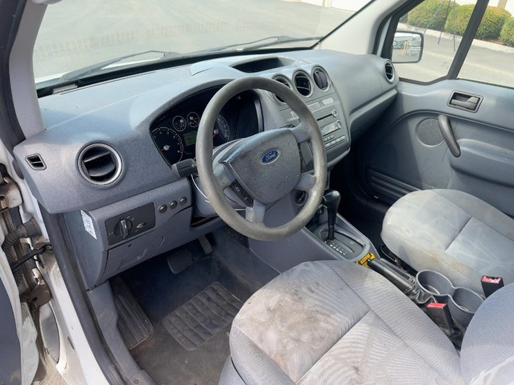 2013-ford-transit-connect-image-18