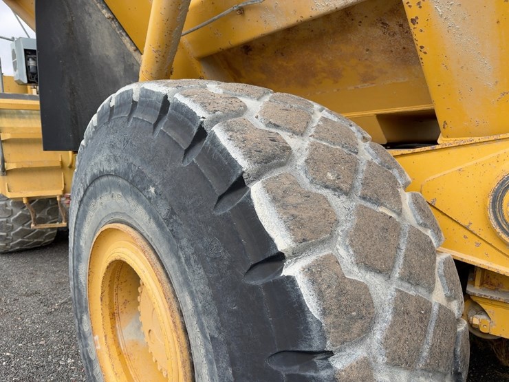 2001-deere-400c-image-10