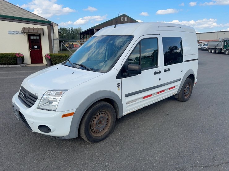 2013-ford-transit-connect-image-1