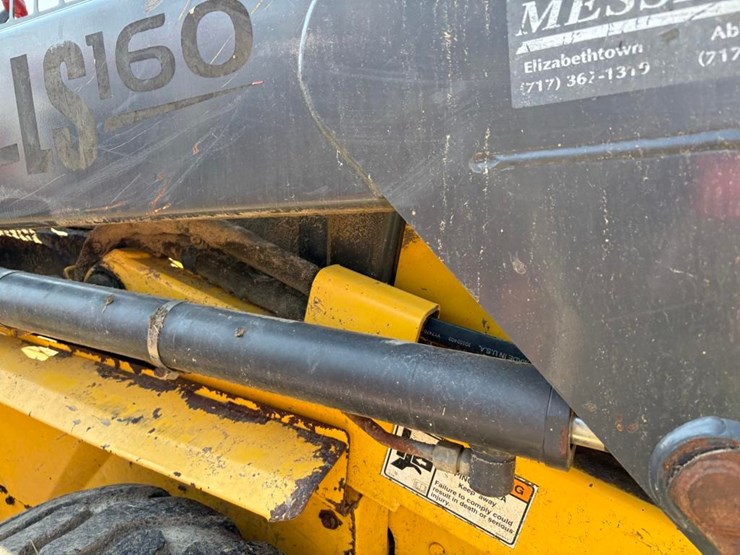 new-holland-ls160-image-9