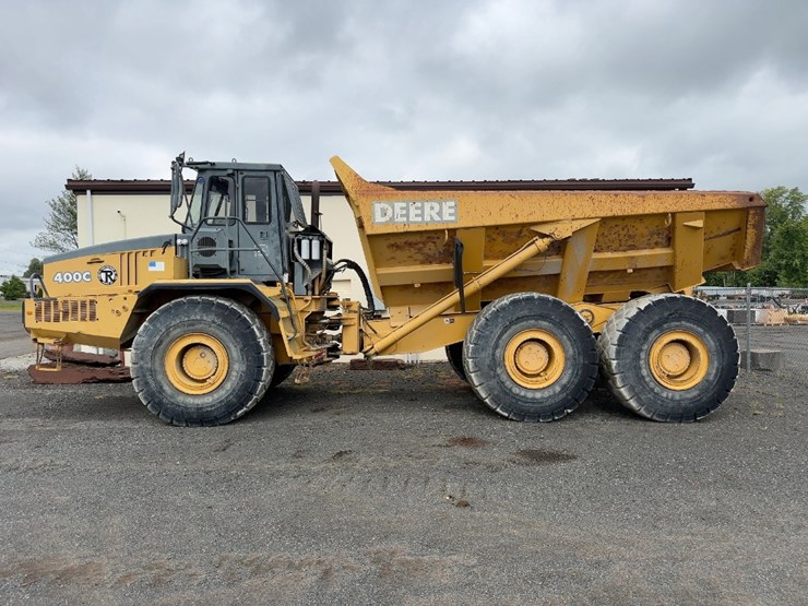 2001-deere-400c-image-2