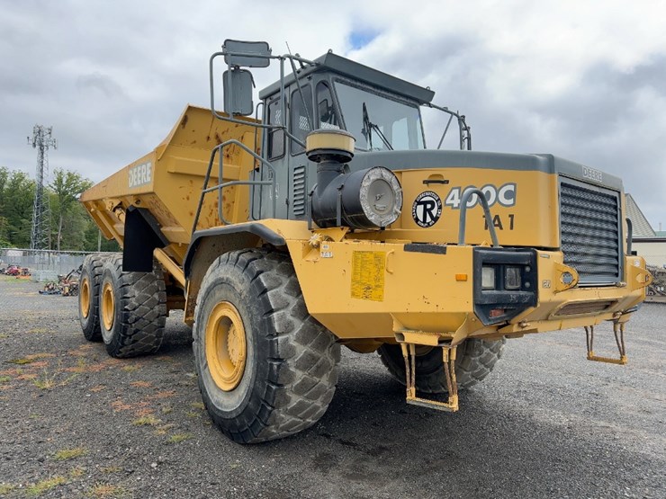 2001-deere-400c-image-5
