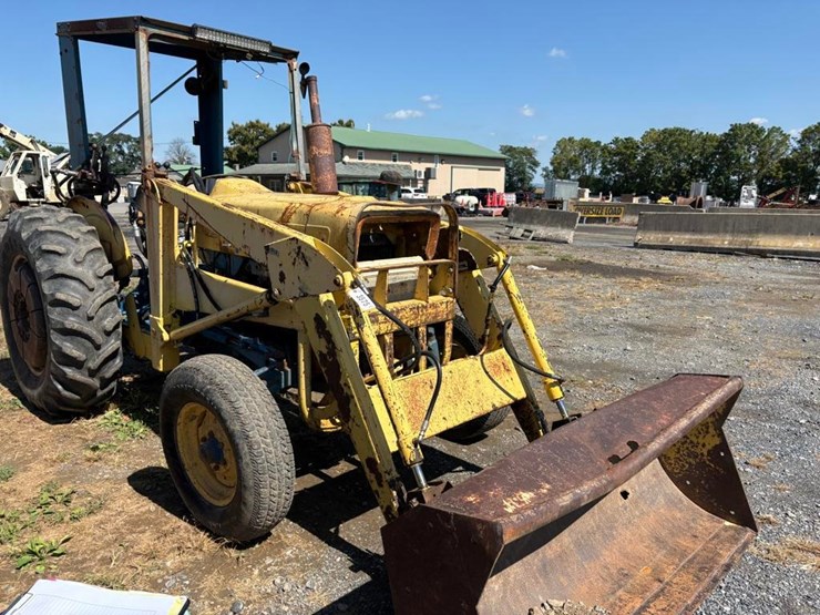 ford-3400-image-1
