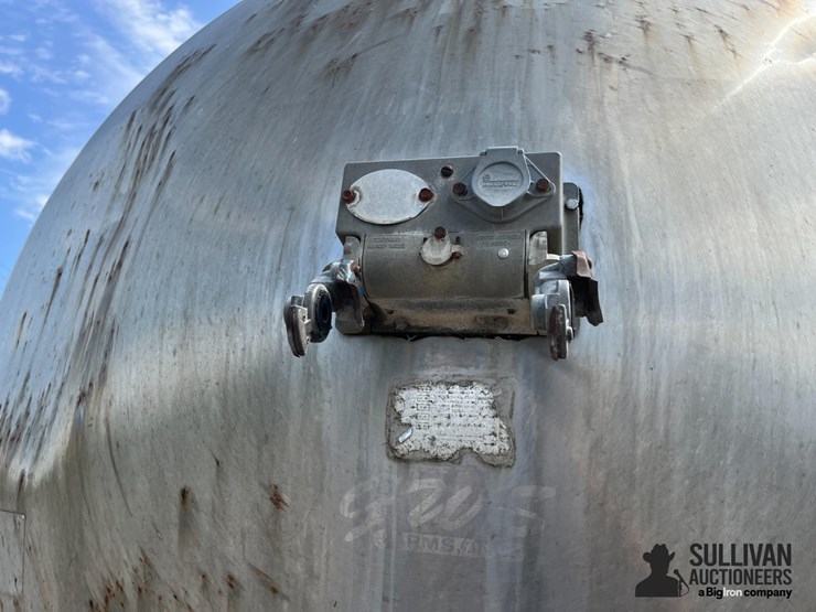 1981-walker-tanker-image-13