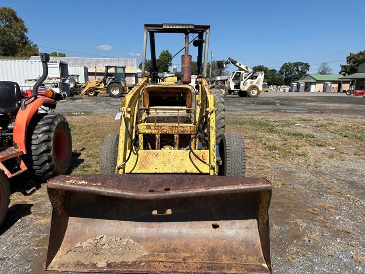 ford-3400-image-3