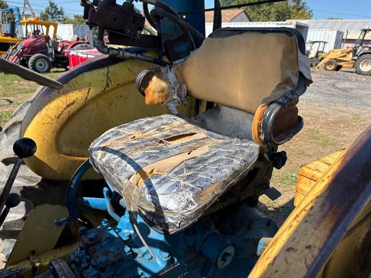 ford-3400-image-24