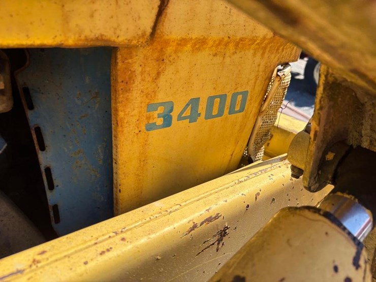 ford-3400-image-15