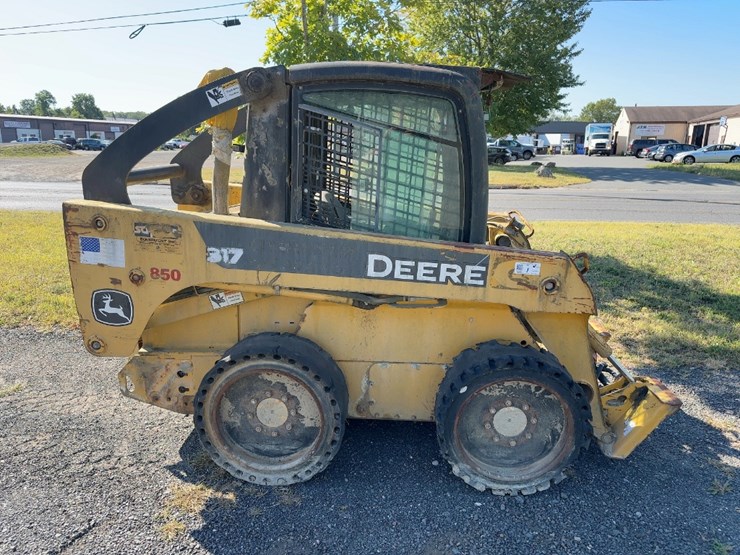 2006-john-deere-317-image-5