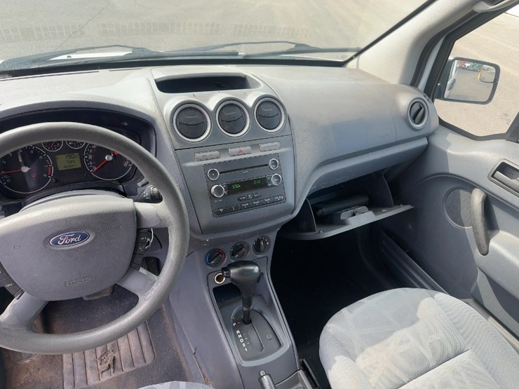 2013-ford-transit-connect-image-17