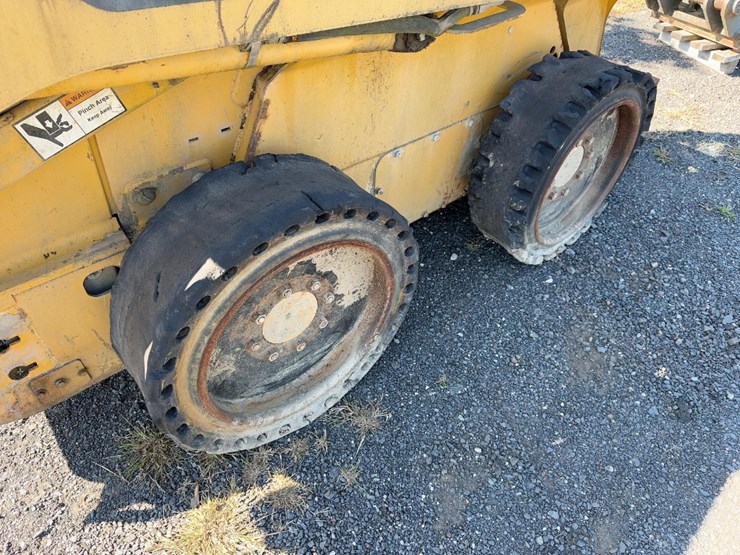 2006-john-deere-317-image-10