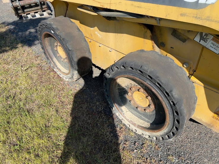 2006-john-deere-317-image-11