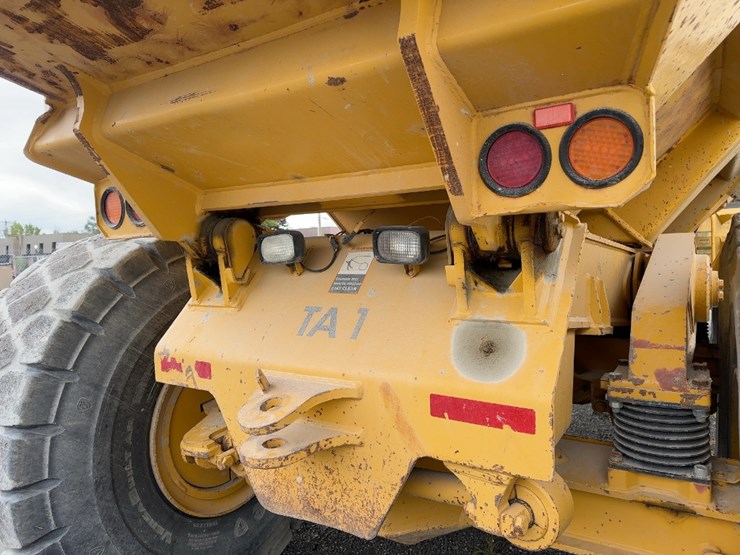 2001-deere-400c-image-14
