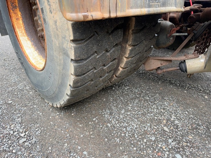 1991-ford-l8000-image-21