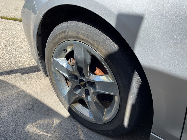 #8006-•-2009-chevy-malibu-car-(with-wi-title)-image-6