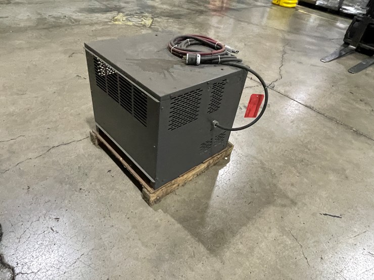#7158-•-hawker-power-tech-high-frequency-intellicharger-forklift-battery-charger-image-5