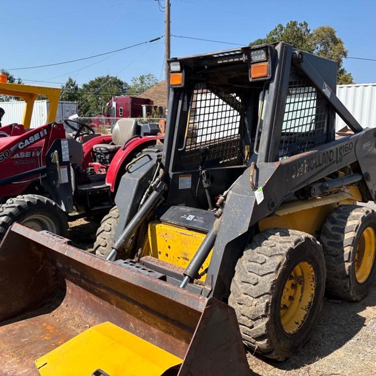 NEW HOLLAND LS160