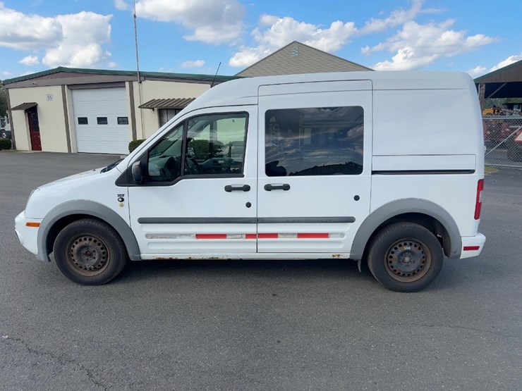 2013-ford-transit-connect-image-2