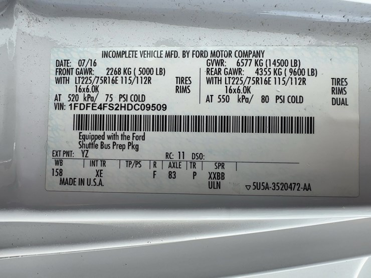 2017-ford-e450-image-26