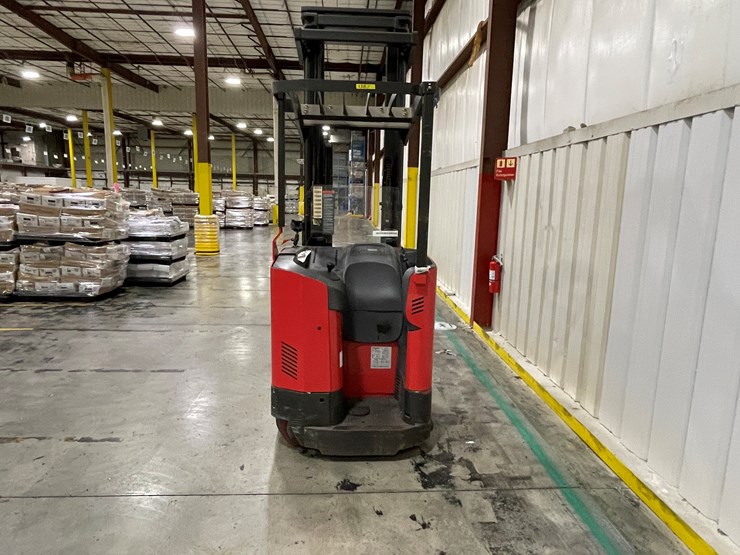 #7153-•-raymond-electric-forklift-image-5