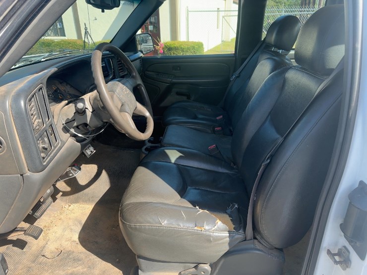 2006-chevrolet-silverado-1500-image-18