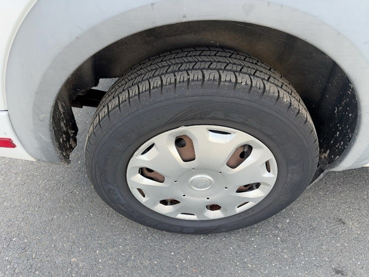 2013-ford-transit-connect-image-9