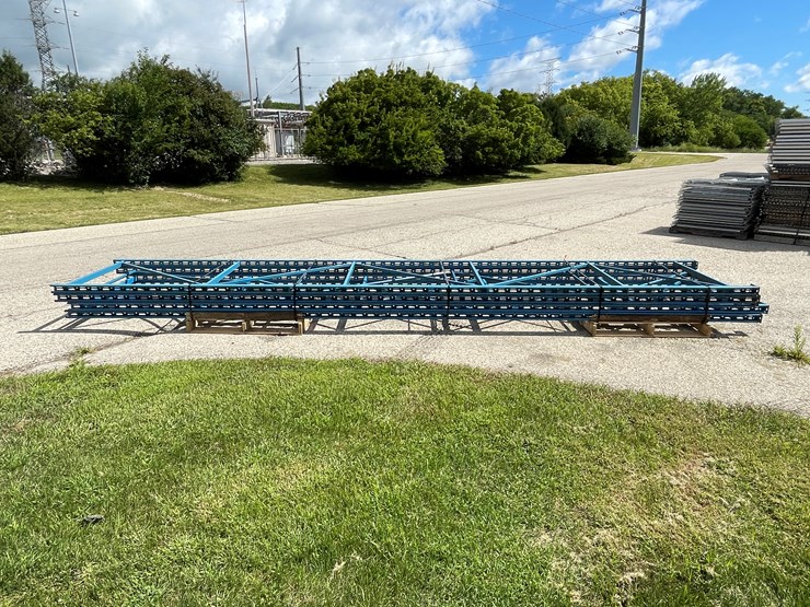#1353-•-20'-pallet-racking-uprights-image-4