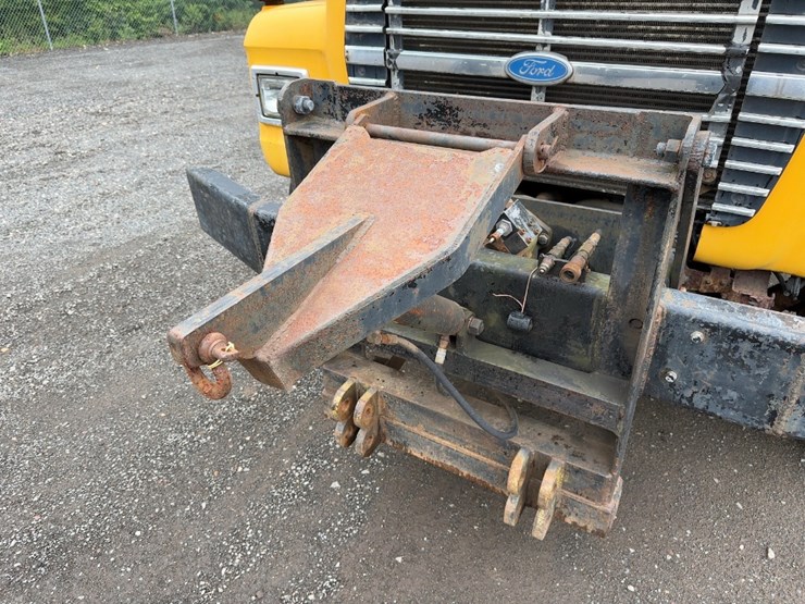 1991-ford-l8000-image-8