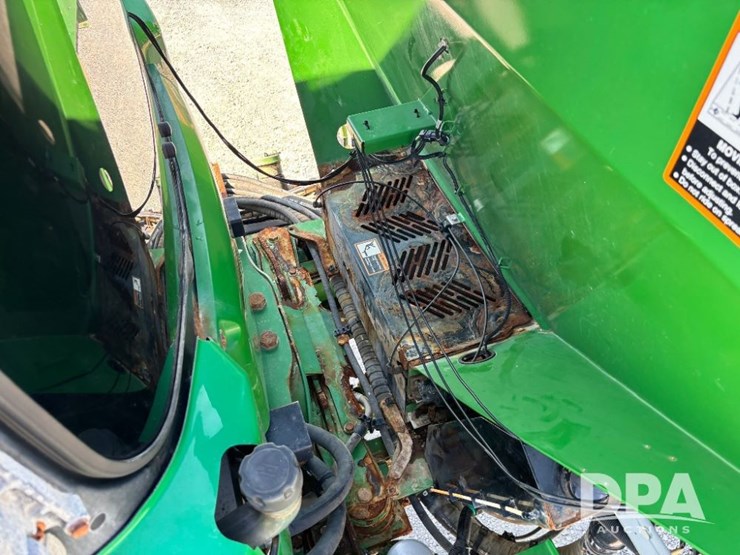 2019-john-deere-f4365-image-91