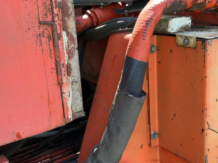 john-deere-12-image-89