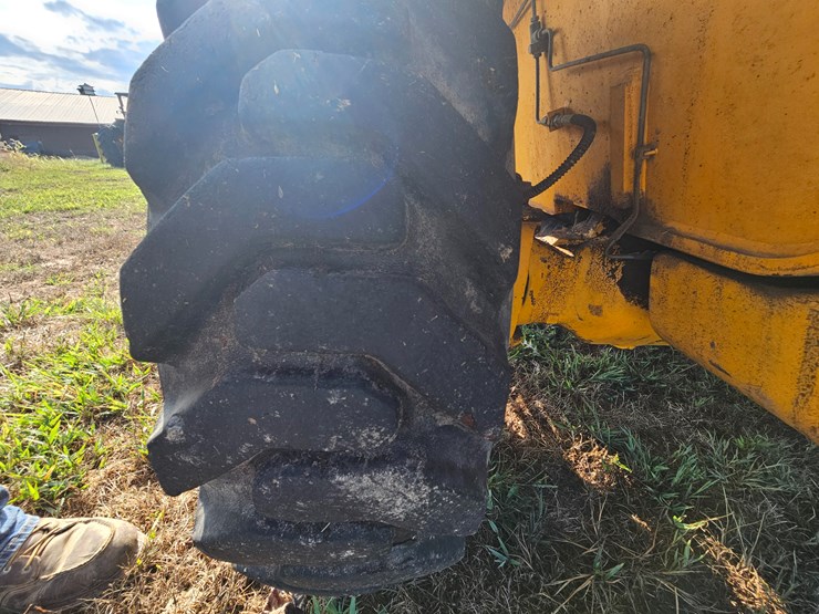 2001-jcb-520-image-67
