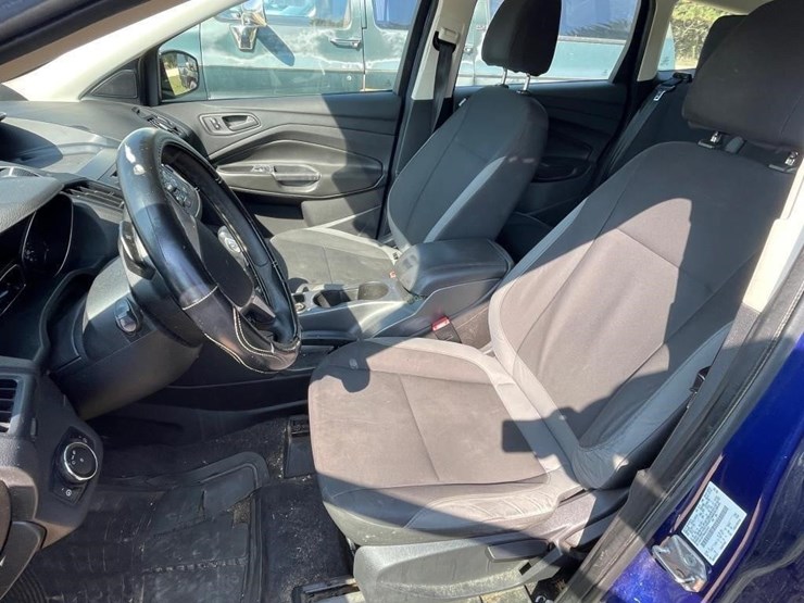 2013-ford-escape-image-10