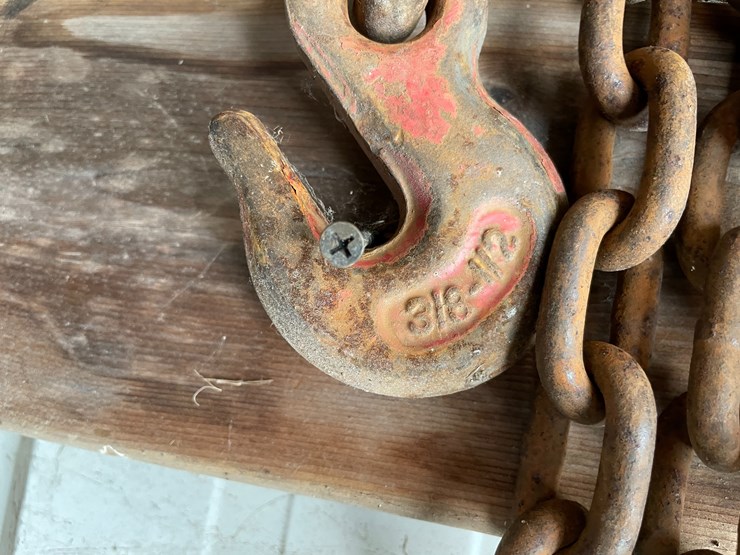 #7138-•-2-chains-and-2-binders-image-4