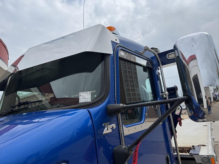 2019-kenworth-t270-image-11