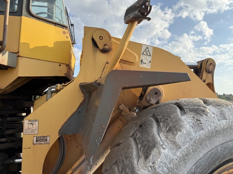 komatsu-wa600-image-45