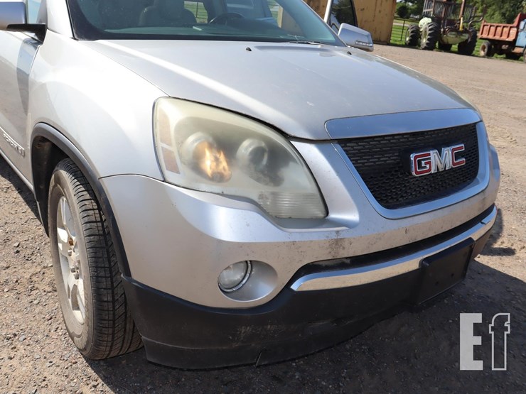 2008-gmc-acadia-image-15