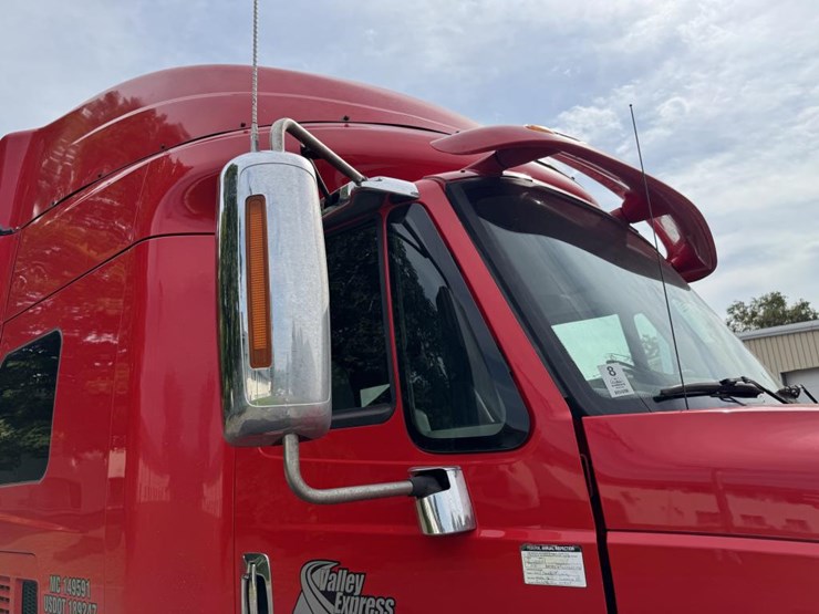 2014-international-prostar-image-24