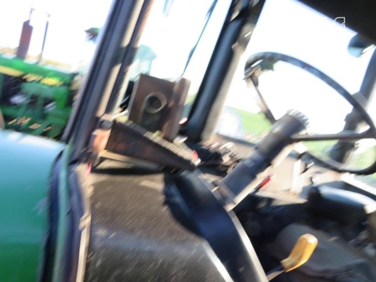 john-deere-4440-image-16