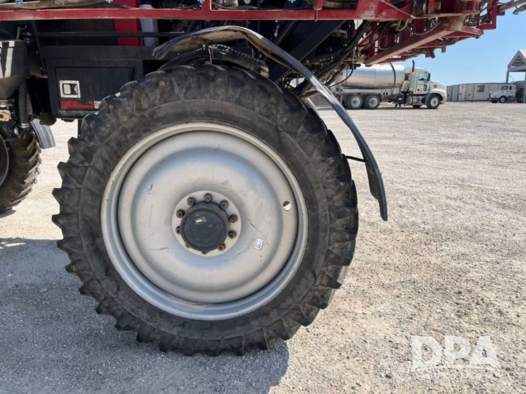 2016-case-ih-patriot-3340-image-46