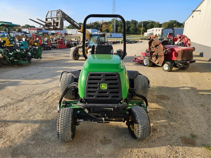 john-deere-3225c-image-4