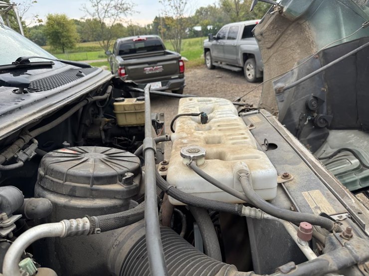 2003-ford-f650-image-51