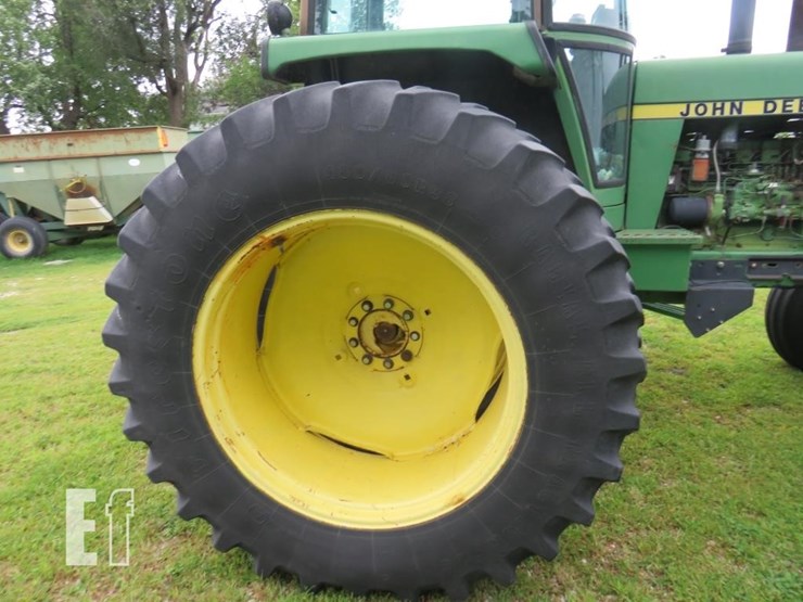 john-deere-4440-image-6