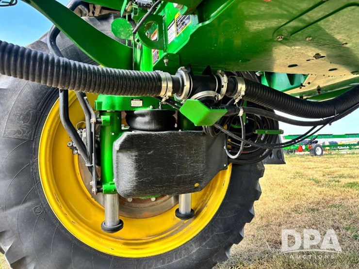 2019-john-deere-r4045-image-90