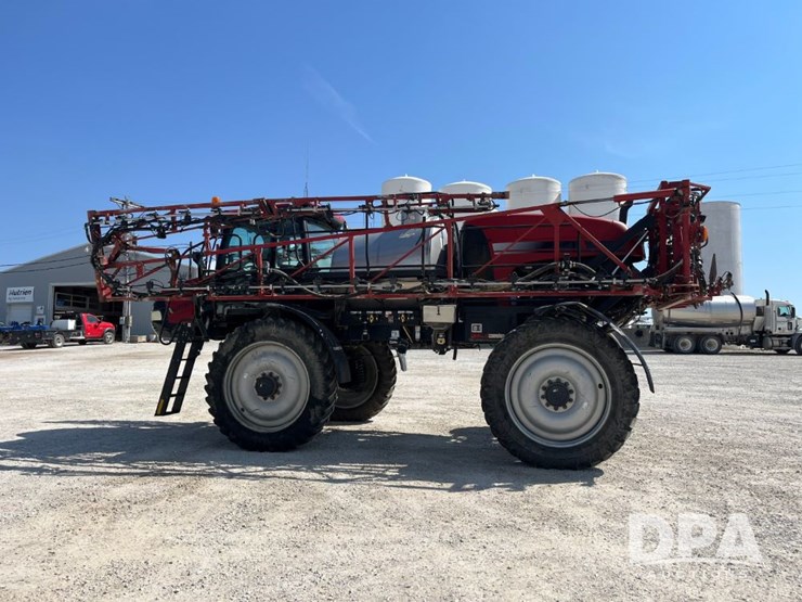 2016-case-ih-patriot-3340-image-12