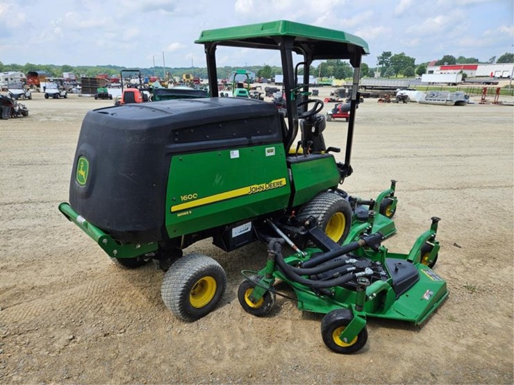john-deere-1600-image-5