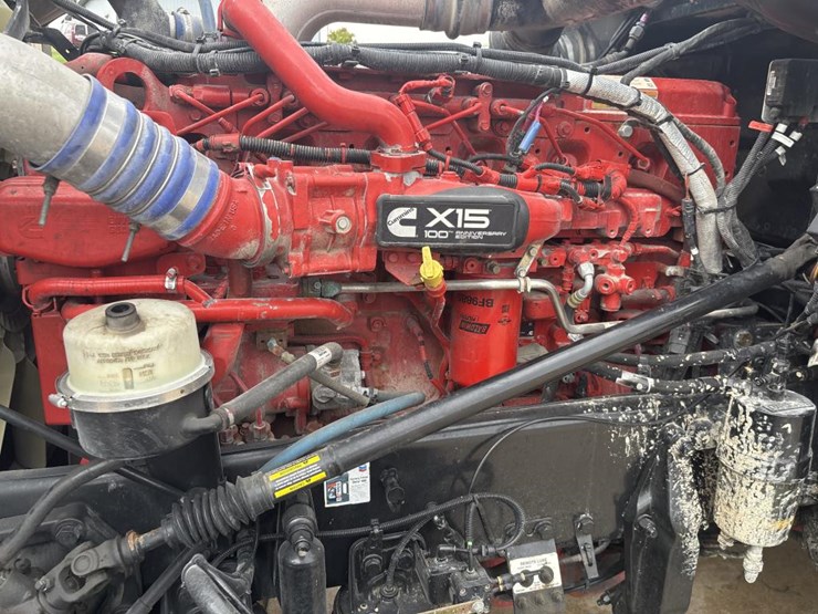 peterbilt-389-image-20